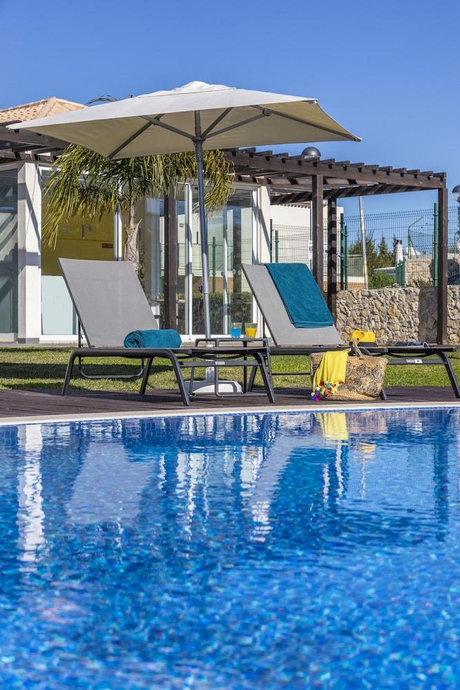 Hello Villas Aparthotel